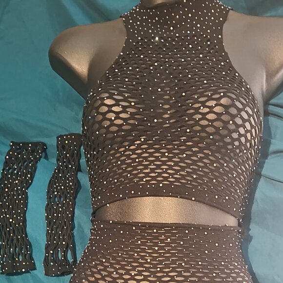 4 piece Fishnet skirt top & gloves set NEW - Picture 3 of 15